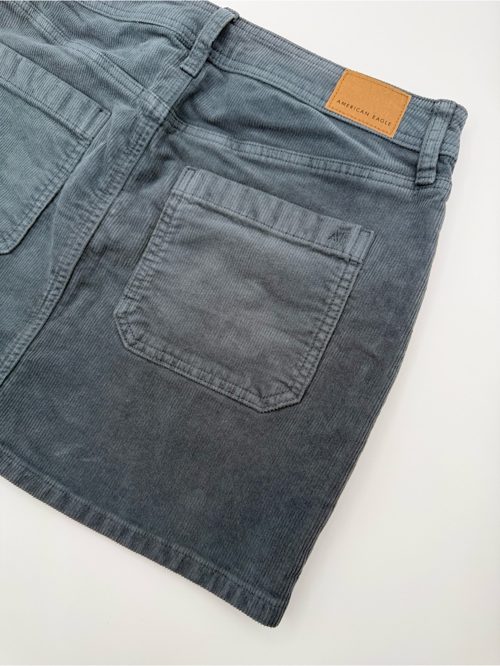 American Eagle Women’s Stormy Blue Corduroy Stretch High Rise Mini Skirt Size 8 - Picture 4 of 8